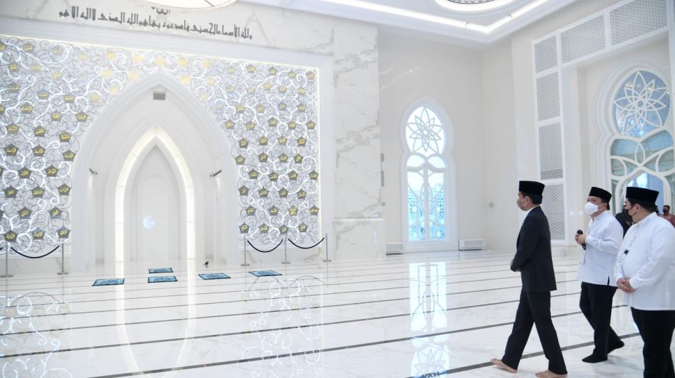 Jokowi Resmikan Masjid At-Thohir, Bisa Jadi Tempat Wisata Religius Baru