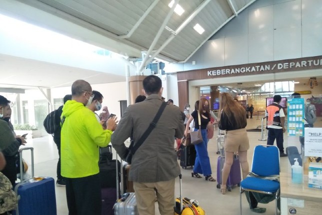 Alat Berat Mogok di Ujung Landasan, Sejumlah Pesawat Tak Bisa Mendarat di Bandara Internasional Lombok